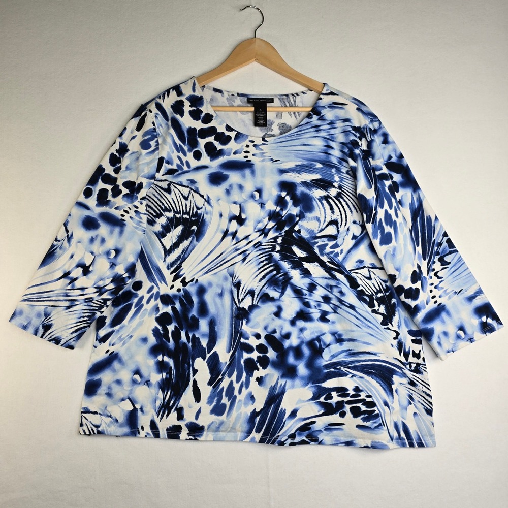 Alfred Dunner XL Blue White Abstract Animal Print 3/4 Sleeve Scoop Neck Top